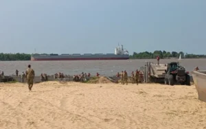 Imponente despliegue del Ejército Argentino en la costanera norte de Rosario