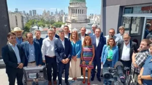 Transporte: intendentes del interior reclaman subsidios equitativos