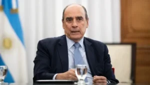 Internaron al jefe de Gabinete Guillermo Francos