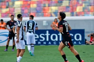 Javier Altamirano volvió a jugar al fútbol después de convulsionar hace algunos meses.