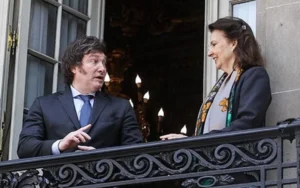 Javier Milei echó a la canciller Diana Mondino