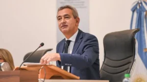 Javkin busca que Rosario se declare autónoma este año