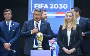 Mundial 2030: Karina Milei y Chiqui Tapia se mostraron juntos