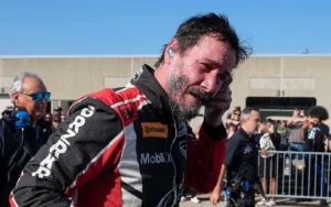 Keanu Reeves debutó como piloto.