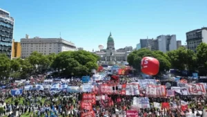 contra la reforma laboral