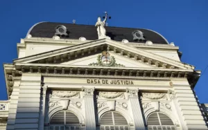 La Justicia revocó la absolución de un acusado de femicidio