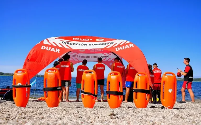 La Municipalidad lanzó una capacitación sobre seguridad en el río