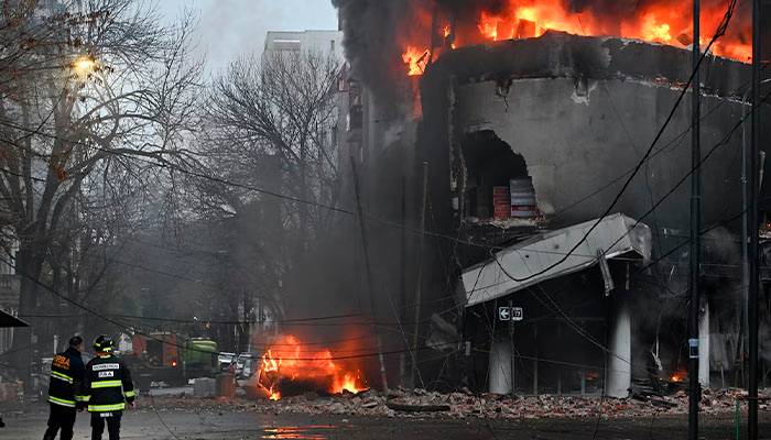 La Plata: investigan depósito de electrodomésticos tras un incendio.