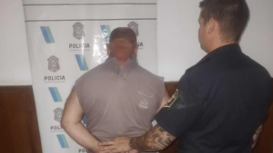 La Plata: mató a su vecino porque sus hijos tiraban cohetes en Navidad.