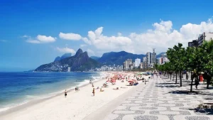 La caída del real abarata los viajes a Brasil para los argentinos