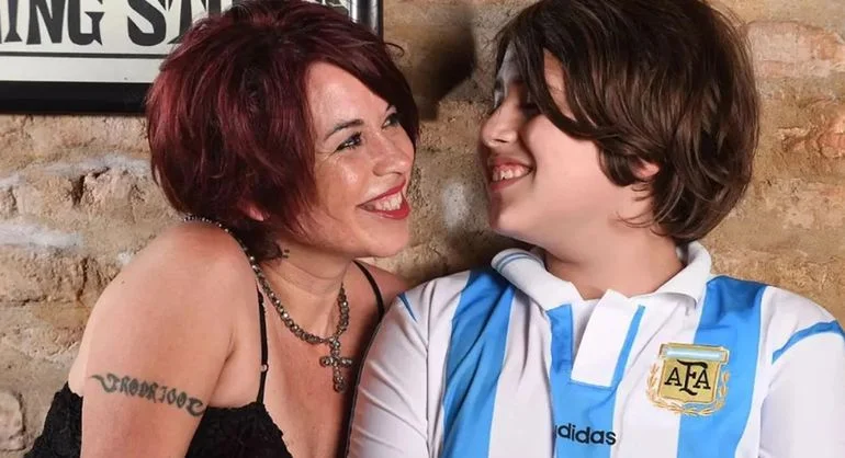 La cantante sufrió hace pocos días la pérdida de su hijo de 13 años a causa de una muerte súbita después de jugar un partido de fútbol con amigos. 