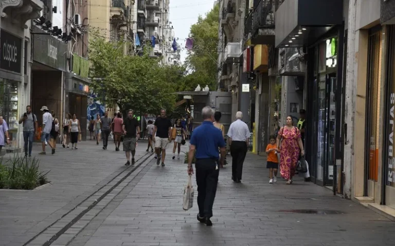 La facturación comercial rosarina tuvo la peor caída del año