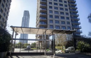 allanamiento en el depto de Alberto Fernández