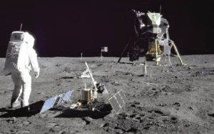 La llegada del hombre a la Luna y el Día del Amigo