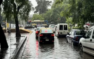 La lluvia provocó inundaciones en CABA y varias complicaciones en transporte 