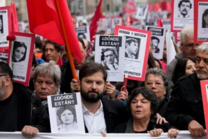 Disturbios en la marcha por los DD.HH en Chile