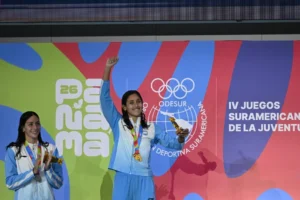 La nadadora Agostina Hein impuso un récord y logró la medalla de bronce