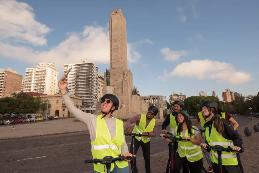 La nueva Experiencia Monopatín invita a descubrir la Ribera.