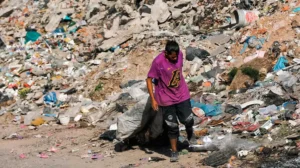 La pobreza cayó al 31,6% en el primer semestre