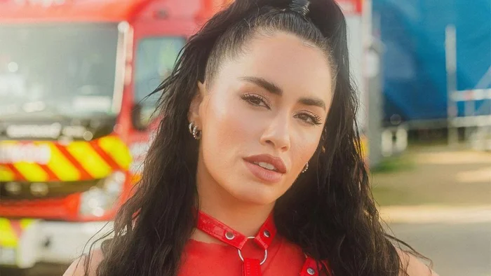 La artista dedicó varios mensajes a través de su cuenta de Twitter a las elecciones que se llevaron a cabo este domingo, y luego de conocerse los números finales expresó su sorpresa. 