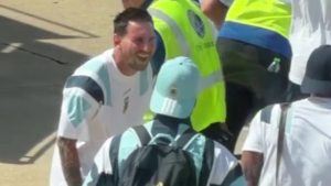 Lionel Messi en el aeropuerto de Miami