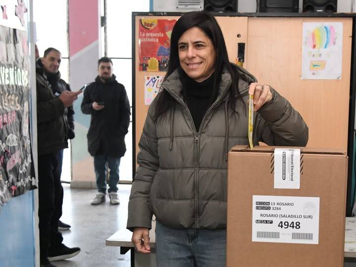 Labayru quedó tercera en Rosario pese a crecer desde las PASO.