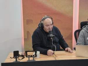 Larry De Clay presentó "Cyrano" en Rosario la Ciudad