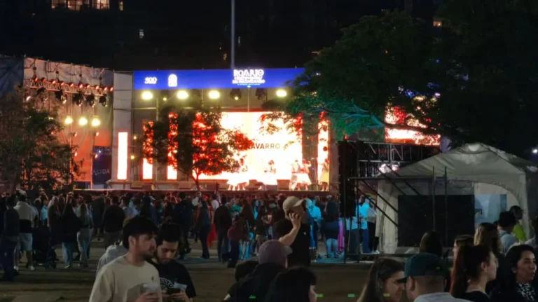 Las Colectividades arrancan su despedida una hora antes.