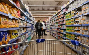 Las ventas en supermercados caen por sexto mes consecutivo