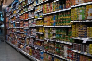 Ventas en supermercados mayoristas se hundieron un 13%