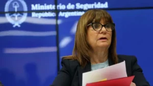 legisladores del pro se alían a LLA