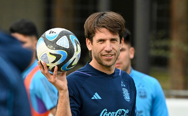 El entrenador de la selección argentina sub 20 presentó la nómina de jugadores citados para el torneo de L'Alcudia que se desarrolla en España.