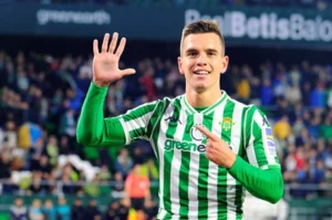 Giovani Lo Celso se lesionó y podría ser baja en la selección argentina.