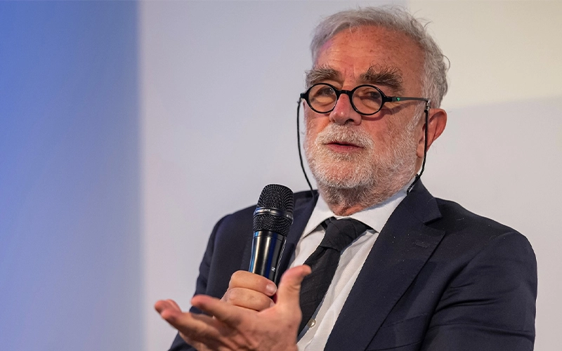 Luis Moreno Ocampo recibirá el título de doctor honoris causa en la UNR.
