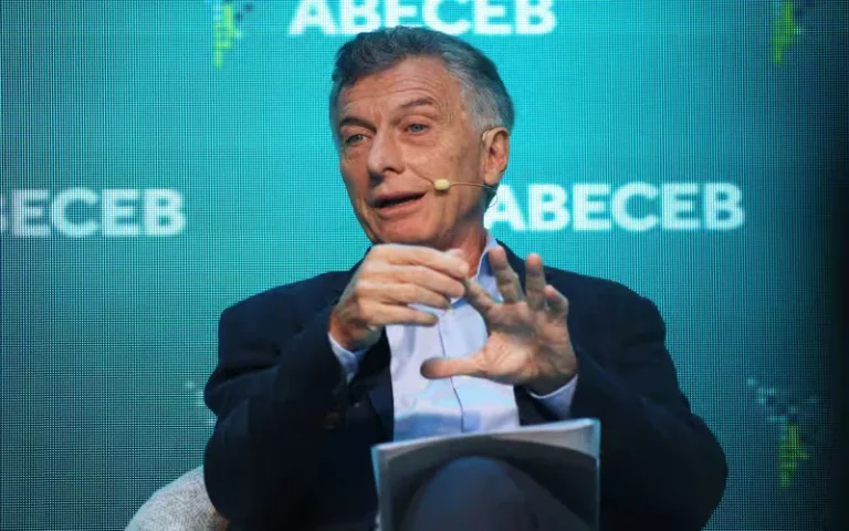 Macri criticó a Argentina