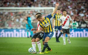 Marco Ruben apuntó contra Ariel Holan y dijo estar "dolido"