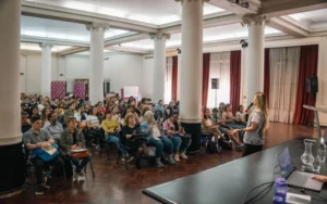 Más de 1.300 emprendedores se capacitaron en marketing digital