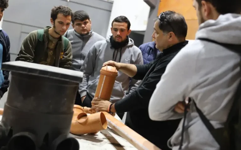 Más de 5 mil inscriptos para los cursos de oficios de UNR