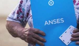 Rosarinos beneficiados por la quita de Fe de Vida