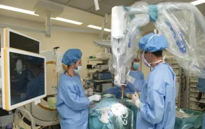 Médicos argentinos realizaron un novedoso procedimiento para metástasis cerebral