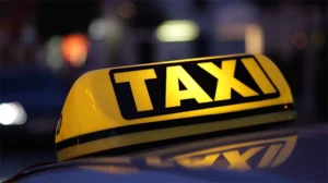 Este jueves vuelve el servicio nocturno de taxis