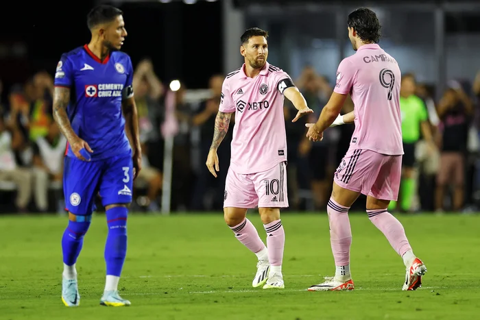 Messi debutó en Inter Miami El jugador rosarino entró a los 53 minutos del partido, convirtió un auténtico golazo sobre el final y le regaló una victoria a su flamante equipo.