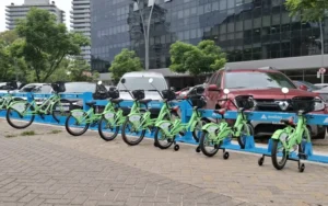 “Mi bici tu bici” ya cuenta con una nueva estación de bicicletas para infancias