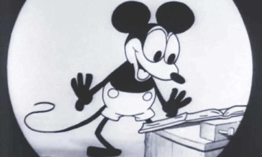 La primer versión del emblemático personaje, aparecida en el corto "Barco de vapor Willie" de 1928, dejó de poseer copyright.