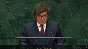 Índice de Confianza en el Gobierno cae a mínimo con Milei