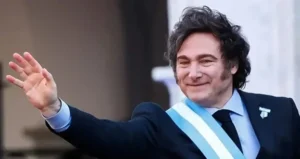 Javier Milei durante una declaración pública