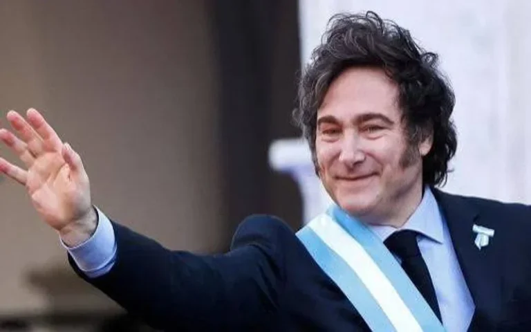 Milei llegó a Madrid para una agenda con empresarios