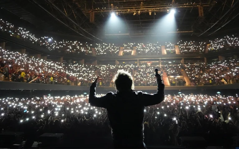 Milei llenó el Movistar Arena y celebró la libertad con música.