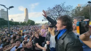 Milei no hará campaña en Rosario, pero sí en Santa Fe