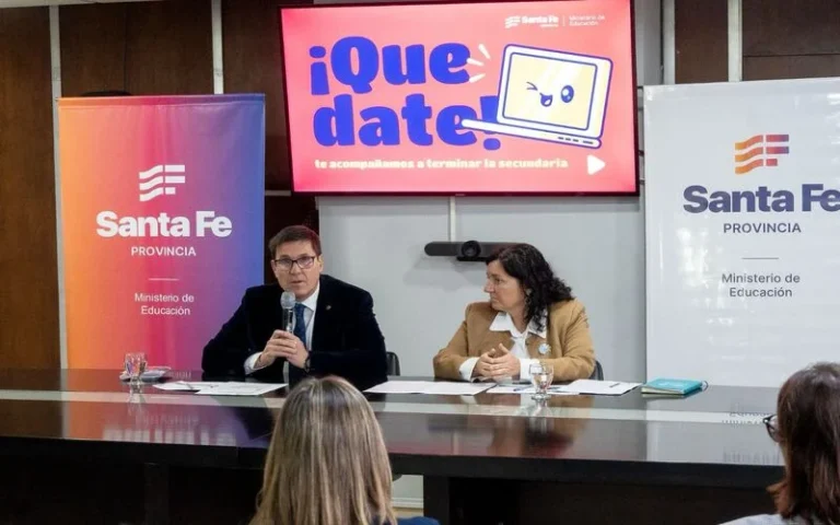 rograma "Quedate": más de 8.000 santafesinos se anotaron para terminar la secundaria